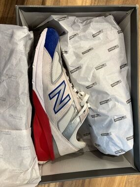 New Balance 990 v5 - White, Blue & Red